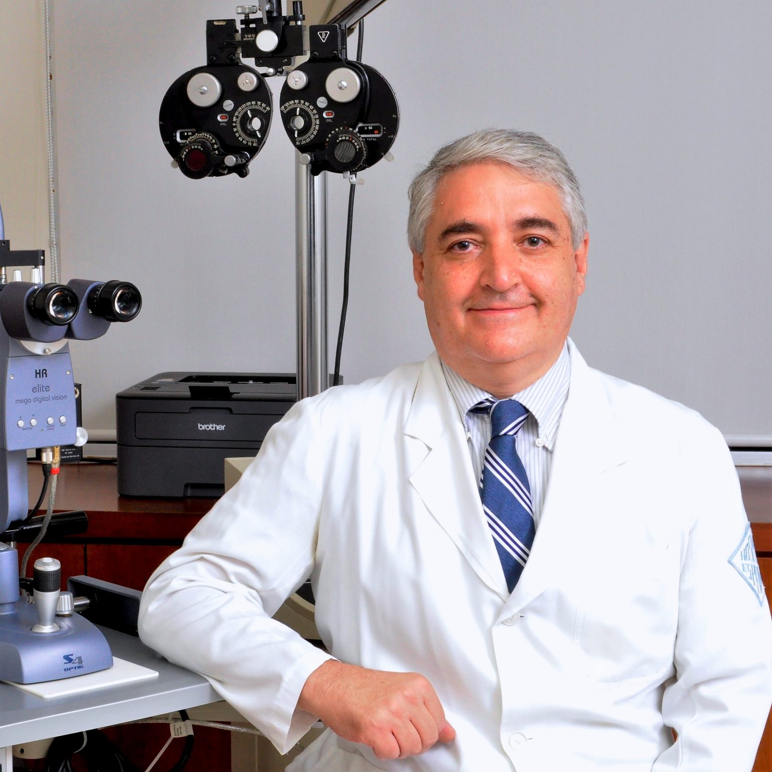 Dr. Victor Mainou Del Campo